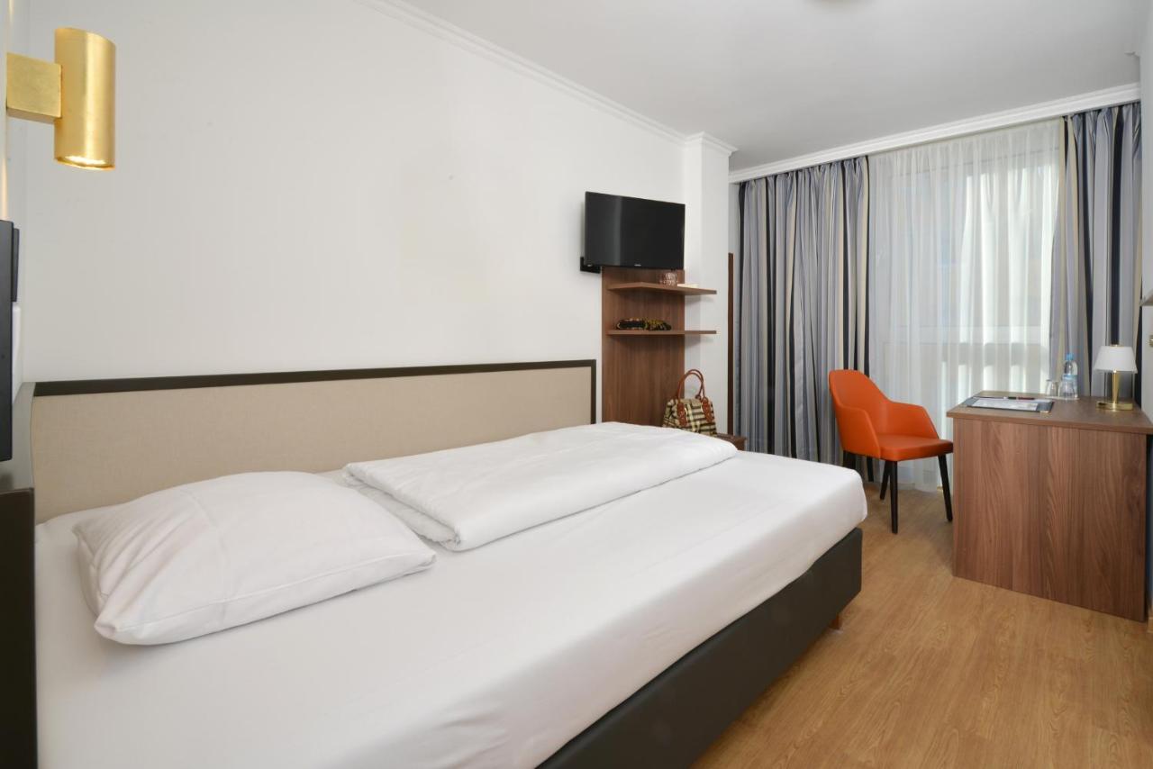 Aurbacher Hof Gmbh Hotel München